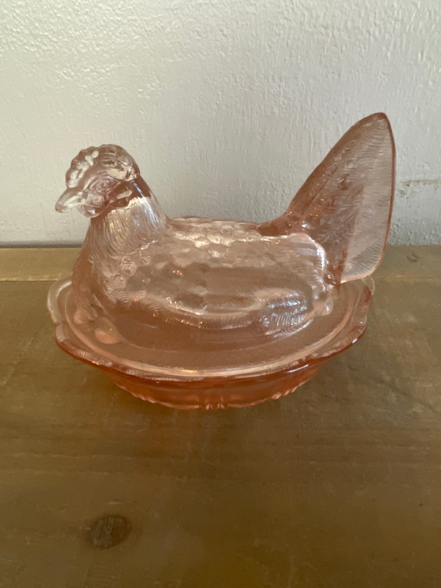 Fenton Pink Hen On The Nest 5.5x4”