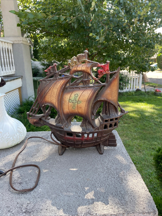 Vtg Cast Iron Mayflower Ship TV Lamp