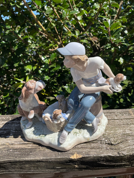 Lladro 5376 “Boy and His Dog”