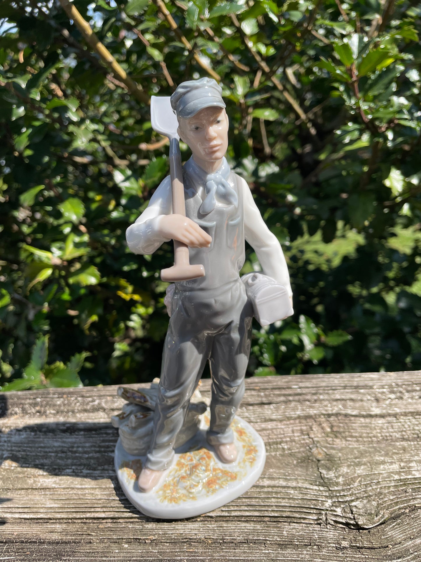 Lladro 8009 “Engineer” SECONDS